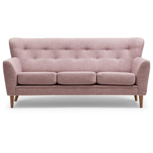 Gilbert 3-sits soffa med hög knappad rygg. En flört med 50-talets designspråk. Tillverkad av Burhéns.