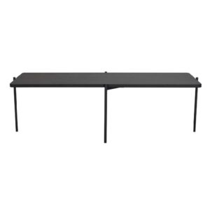 Shelton svart soffbord 145 cm från Rowico är ett stilfullt soffbord med bordsskiva i massiv svartlackad ask och med svarta metallben i rund profil.