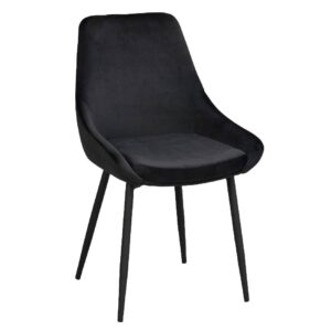 Sierra stol från Rowico har svarta metallben. Här är stolen klädd i svart sammetstyg.