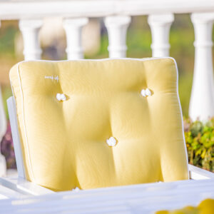 Närbild dyna gul från Fri Form.