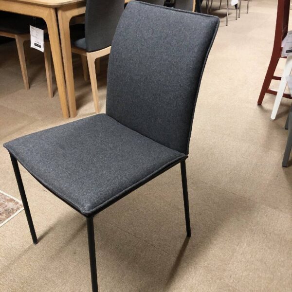 Matgrupp Fargo/Hailey, massiv valnöt - Bild 3