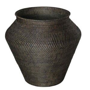 Fina rund korg “Snake Basket” från Artwood. Korgen är tillverkad i brunfärgad rotting.