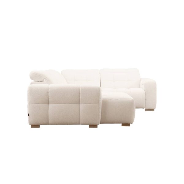Sidovy av Beach byggbar reclinersoffa från Vilmers. Här i en vinkelvariant med divan i beige tyg.