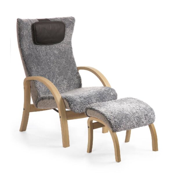 Easy vitpigmenterad fåtölj med pall fårskinn Graphite
